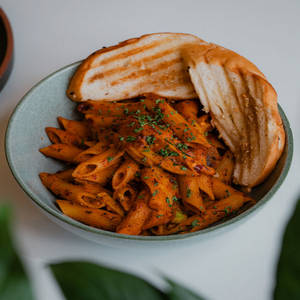 Penne Arrabiata (chicken)