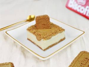 Lotus Biscoff Cheesecake Slice
