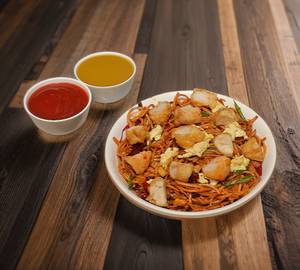 Mix non veg schezwan noodles