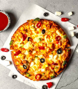 Tandoori Paneer Pizza