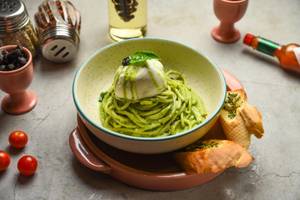 Creamy Basil Pesto Burrata Pasta [Serves 2]