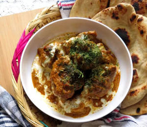Changezi Chicken 2pcs With 2 Butter Naan