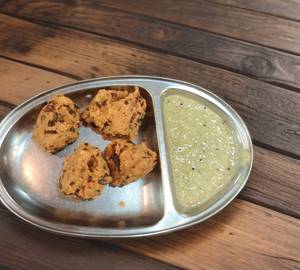 Onion pakoda