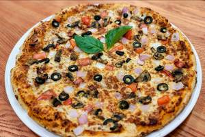 Exotic Mushroom Olive Pizza
