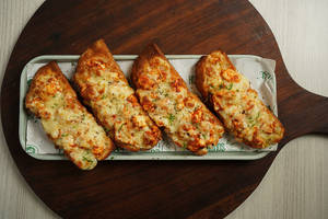 Peri Peri Paneer Garlic bread