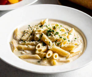 Cheese Alfredo Penne Pasta