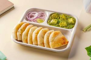 Palak Paneer Bread Kulcha Lunchbox