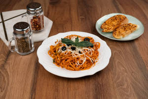 Spaghetti Pasta In Red Sauce