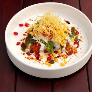 Aloo Tikki Chaat