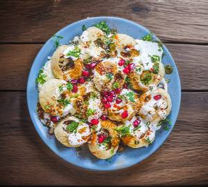 Aloo Dahi Shev Puri