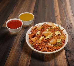 Prawns schezwan noodles