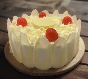 White Forest Cake(Small)