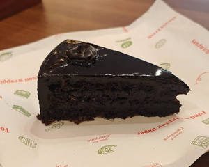 Dark Chocolate Flavour Baked Cheesecake