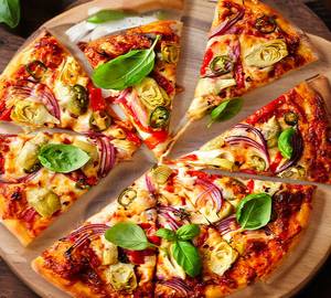 Veggie cheese pizza