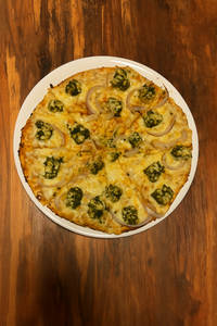 Pesto Paneer Pizza