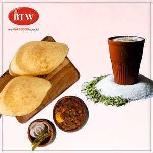 Combo Meal (Chole Bhature + Lassi)