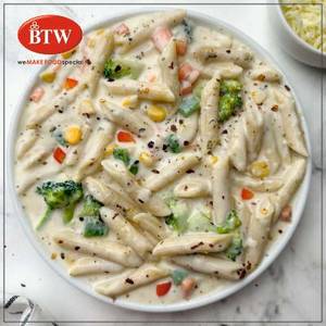 White Sauce Pasta