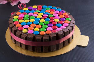 Kit Kat Gems Cake
