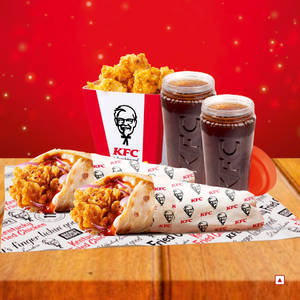 Festive Roll And Popcorn Meal Nye