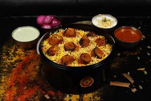 Chaap Tikka Dum Biryani Bucket [2500ml]