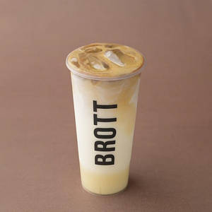 Iced Spanish Latte