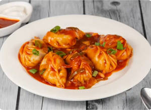 Cheese chilli garlic momos