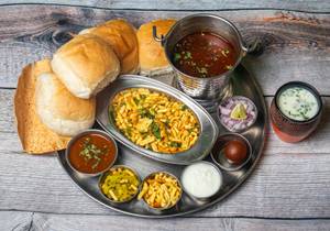 Misal Thali