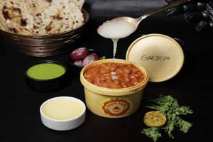 Premium Rajma Masala Desi Ghee Preparation