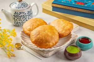 Pyaaz Kachori [1 Piece]