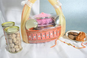 Rakhi Special Hamper 09
