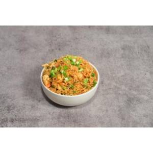 Combination Of Rice N Noodles Chicken