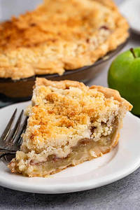 Apple Crumbled Pie