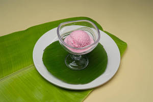 Strawberry Ice Cream [1 Scoop]