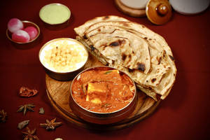 Paneer Lababdar[300ML]+Boondi Raita[125ML]+Choice Of Breads