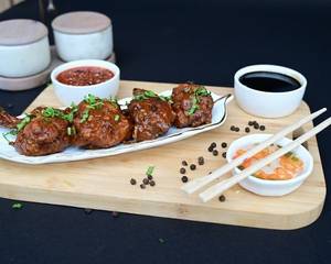 Fried Chicken Drumsticks (6 Pcs)