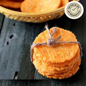 Salem Spicy Thattai 100g (Thattuvadai)