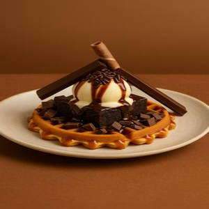 Almond Fudge Brownie Gourmet Sundae