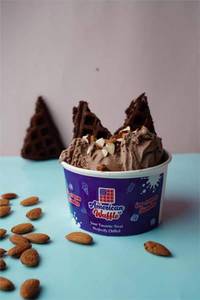 Chocoholics Sundae [Large]
