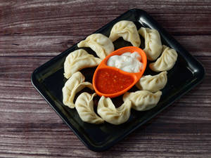 Beef steamed momos [10 pieces]