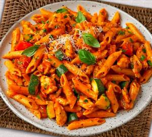 Red sauce pasta
