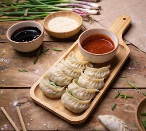 Cheese N Corn Momos (6Pcs)
