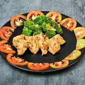 Broccoli and Chicken Breast Boiled