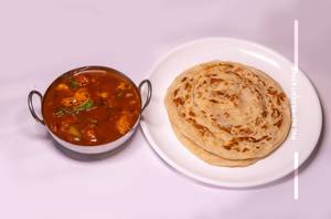 2 Porotta + varutharacha Chicken Curry (Qtr)