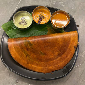 Green Ghee Roast Dosa