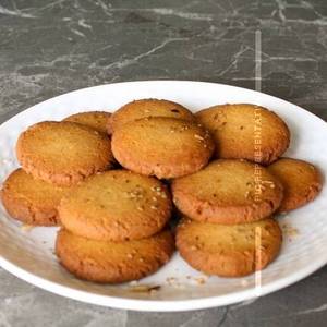 Ajwain Biscuit (250gms)