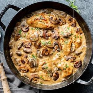 Boneless Chicken with Mushroom Gravy