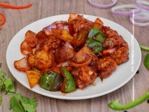 Chilly Chicken Dry ( 8 Pcs )