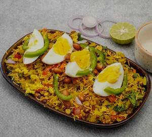 Egg Chilli Poha