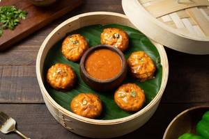 Veg makhani momos [5 pieces]