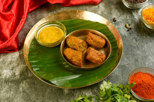 Chitol Macher Muithya Bhaja (4pcs)